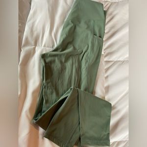 Buffbunny Rosa Pocket Legging Agave Green